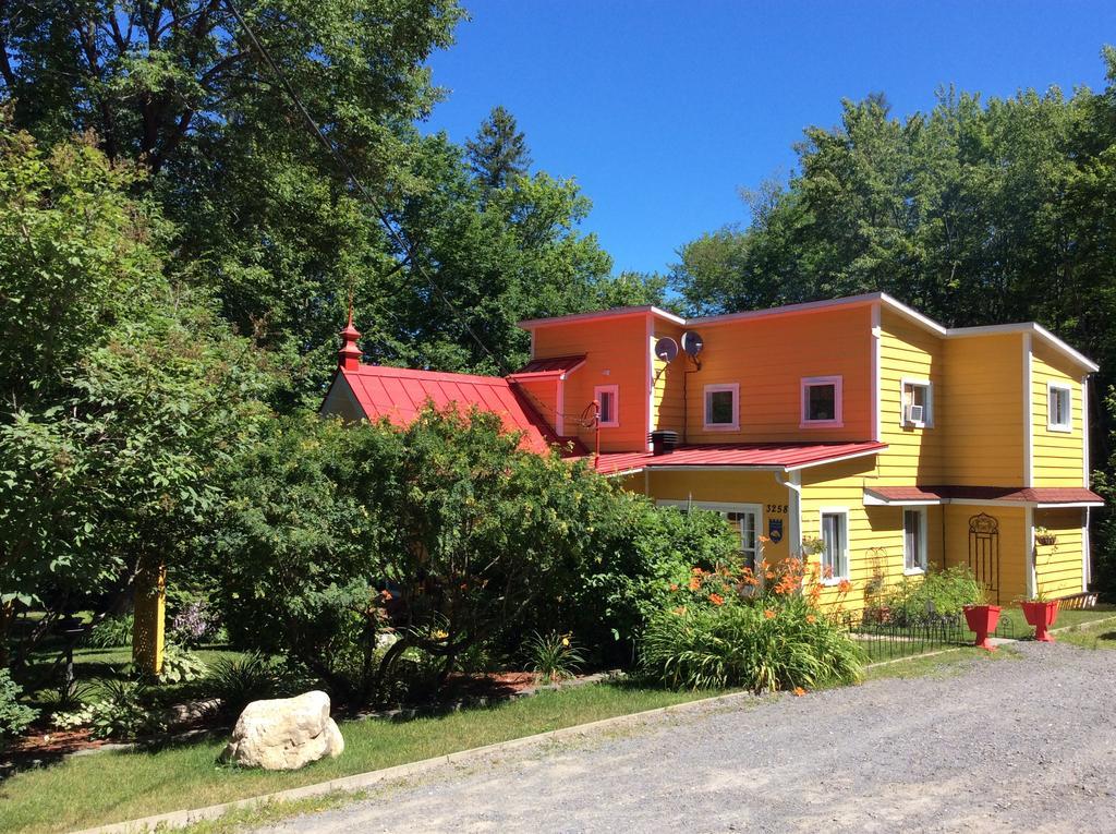 Chez Lulu Et Lutin Bed & Breakfast Rawdon Exterior photo